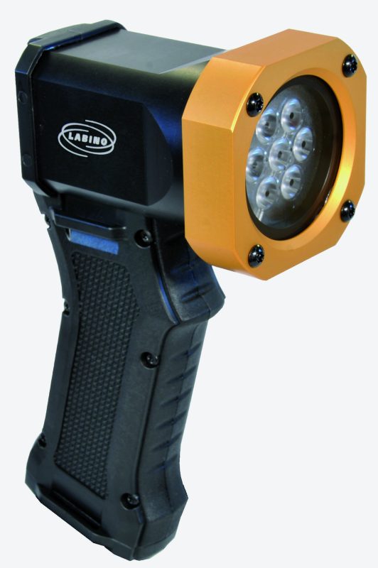 Zestaw latarki 590 nm ARIS w walizce